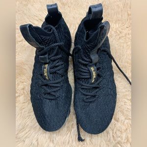 Nike LeBron XV Sneakers